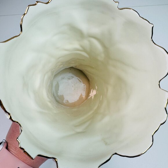 Lenox Classic Ivory Tulip Flare 9.25” Gold Trim Scalloped Vase Gold Trim - Picture 5 of 6